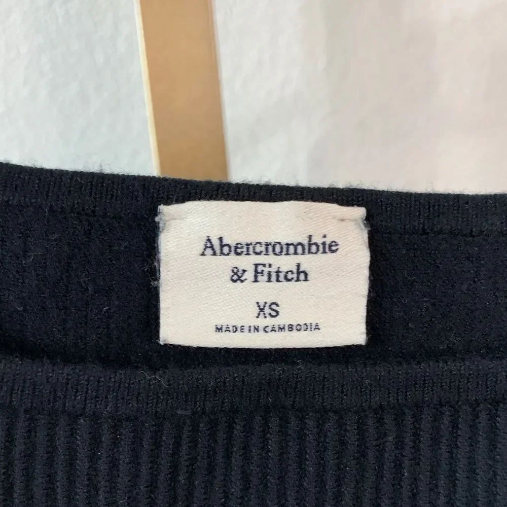 Abercrombie & Fitch Midnight Ribbed Tank Top-Size XS - Picture 2 of 5